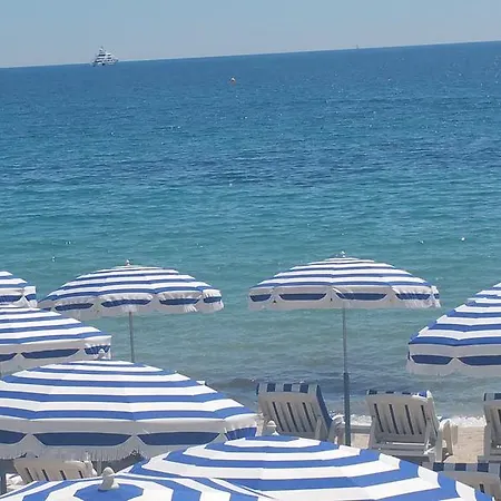 Les Alizes * Juan-les-Pins